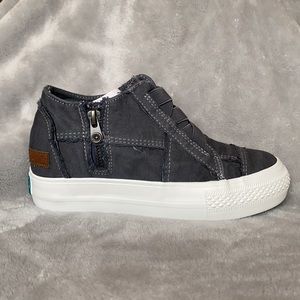 Blowfish Mamba Sneaker 👟